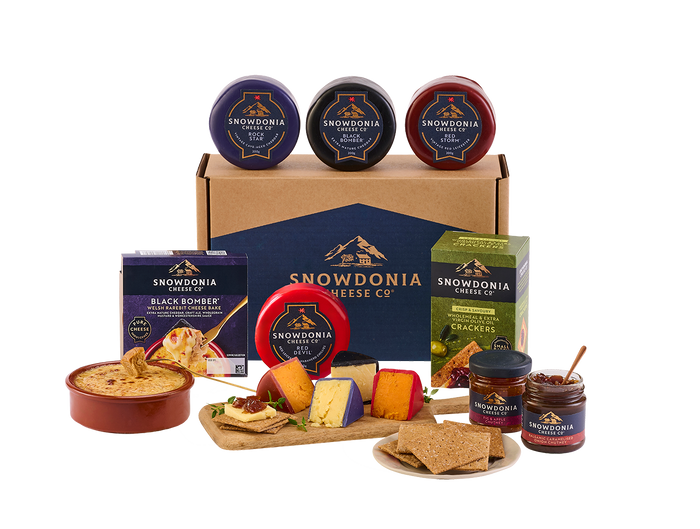 Cheese, Chutney, Cracker & Black Bomber Bake Gift Box